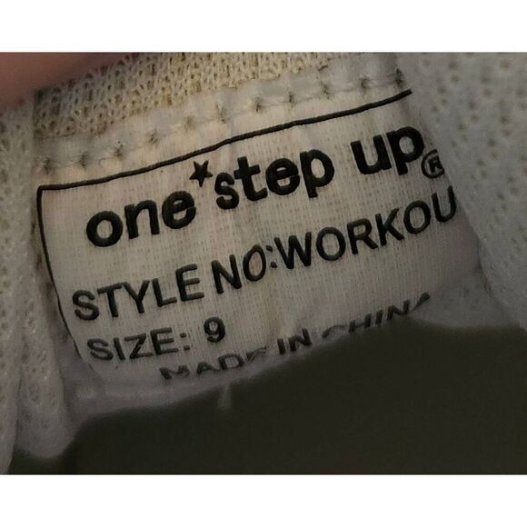 Skechers One Step Up Women's Workout Toning Walking Shoes White Size 9 Like New - Picture 5 of 5